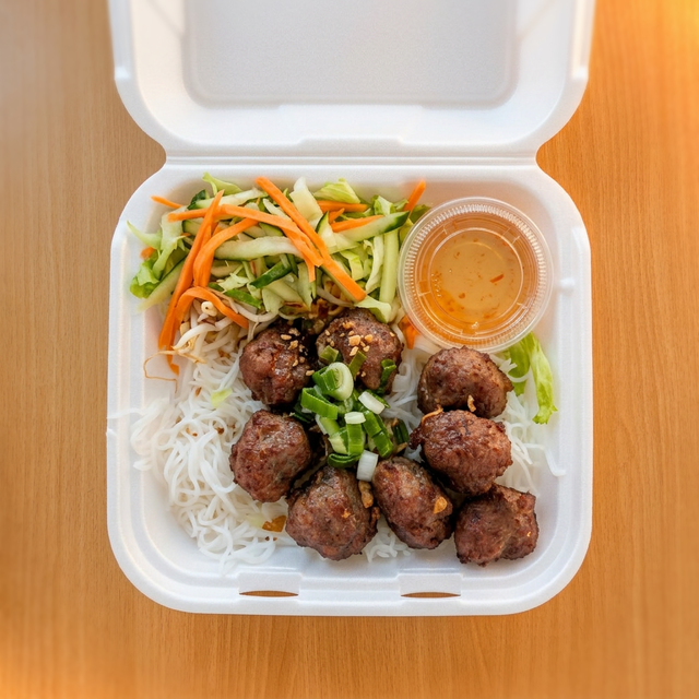 Grilled Pork Meatballs Vermicelli.